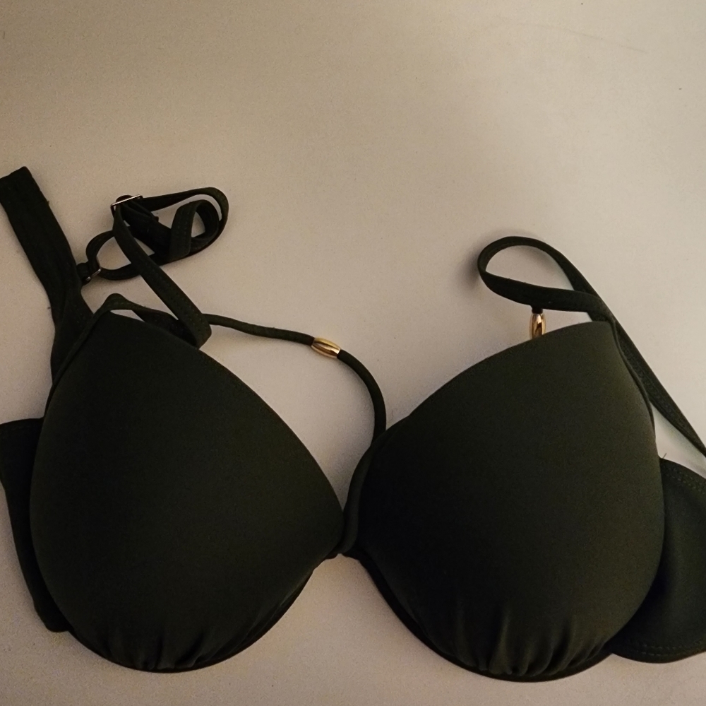 Bikini top